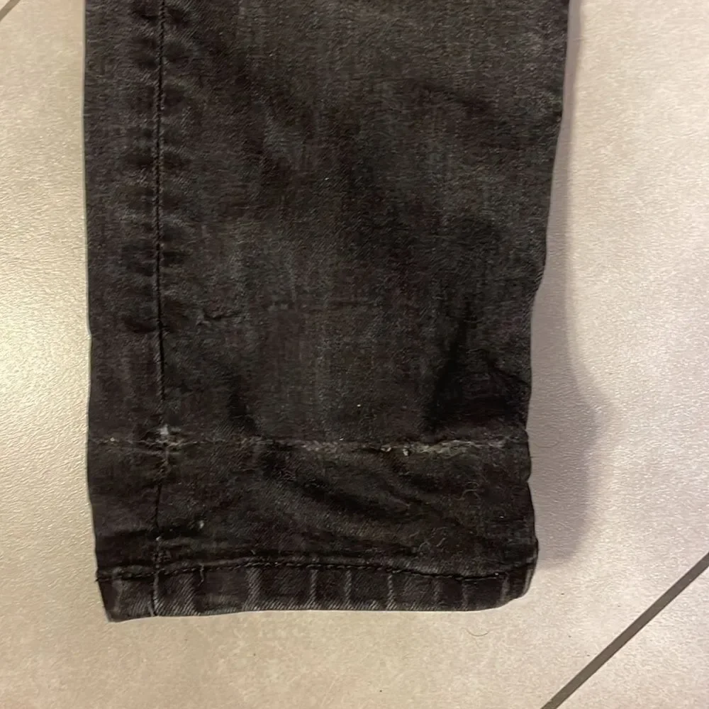 Levi’s 519 Mens black jeans